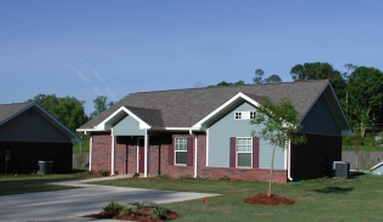 Laurel Ridge in Lagrange, GA - Building Photo