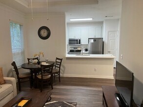 32000 Gardner Dr in Alpharetta, GA - Building Photo - Building Photo