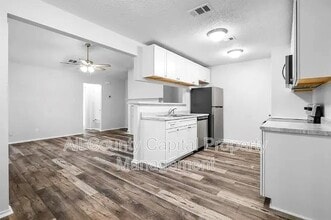 13305 Waverly Ct in Austin, TX - Building Photo - Building Photo