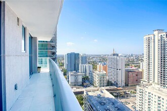 1100 S Miami Ave in Miami, FL - Building Photo - Building Photo