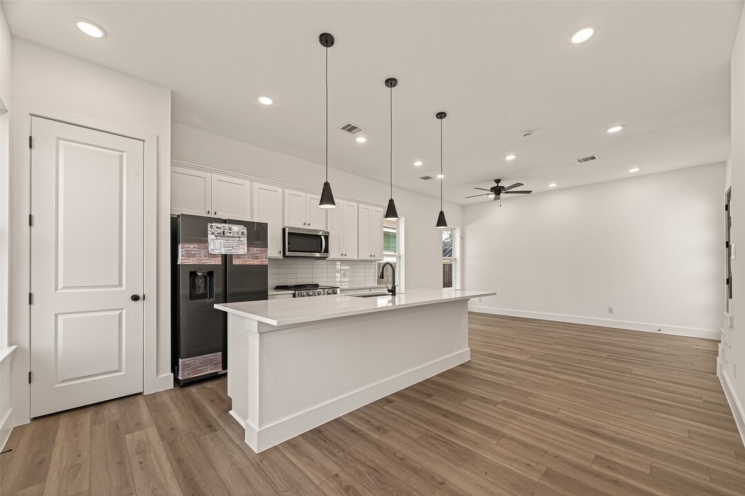 2710 Bostic St in Houston, TX - Building Photo