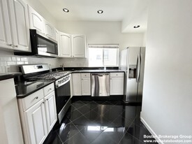 269 Bolton St, Unit 2A Apartamentos