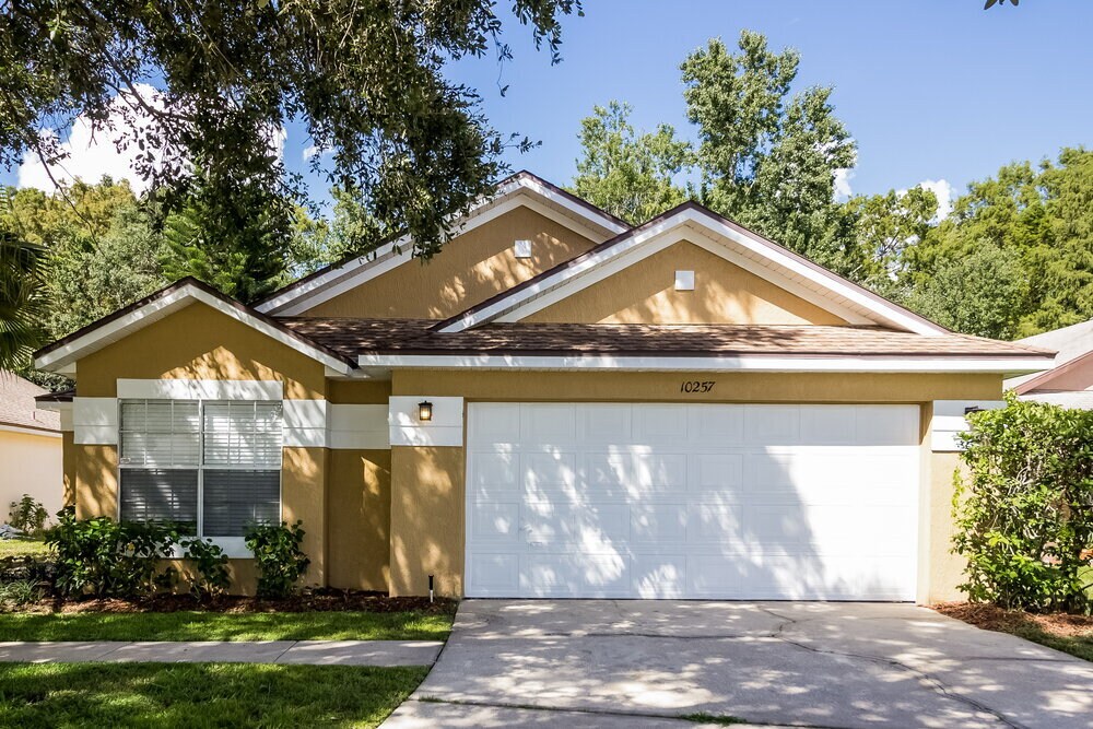 10257 Winding Creek Ln in Orlando, FL - Building Photo