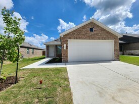 1043 Birkdale Dr in Ennis, TX - Building Photo