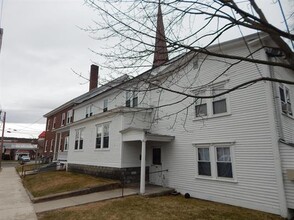 42-44 Court St in Keene, NH - Building Photo - Building Photo