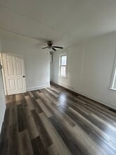 408 E 144th St in Dolton, IL - Building Photo - Building Photo