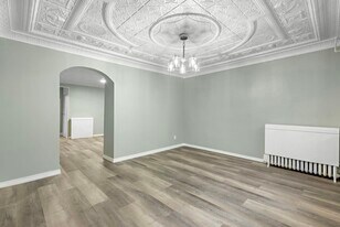 197 Hutton St in Jersey City, NJ - Building Photo