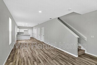 2530 N Davis St in Jacksonville, FL - Building Photo - Building Photo