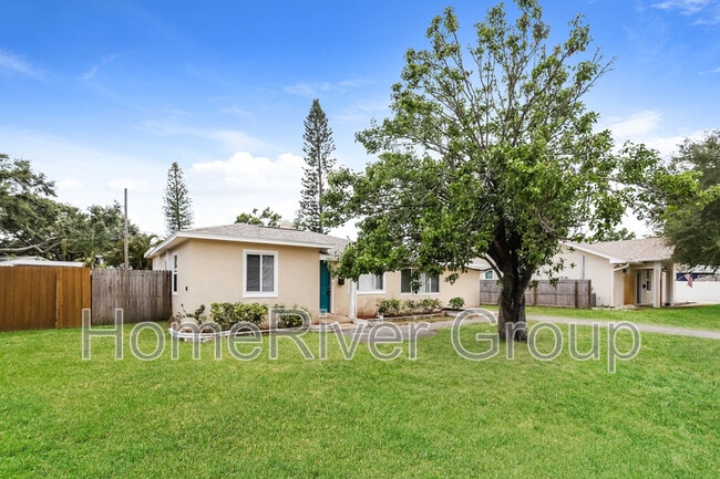 5924 16th Ave N in St. Petersburg, FL - Building Photo - Building Photo