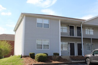 Pavilion Apartments Arc in Hanceville, AL - Foto de edificio - Building Photo