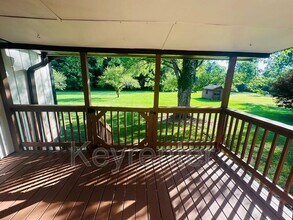 4429 Doris Cir in Knoxville, TN - Foto de edificio - Building Photo