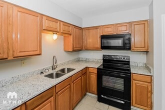 10571 Chateau Dr in Olive Branch, MS - Building Photo - Building Photo