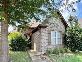 1579 Wynne Grove Rd in Cordova, TN - Building Photo