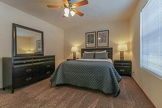 Pembrook Place in Rockford, IL - Foto de edificio - Building Photo