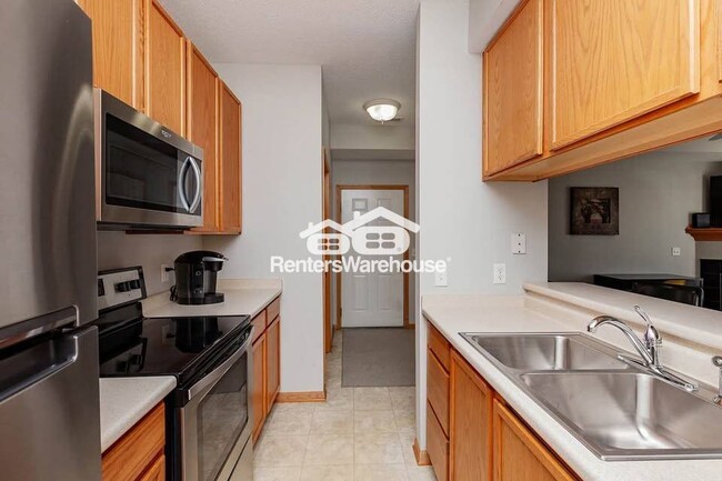 1106 NE 5th Ln in Ankeny, IA - Building Photo - Building Photo