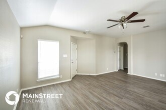 7410 Great Lakes Dr in San Antonio, TX - Building Photo - Building Photo