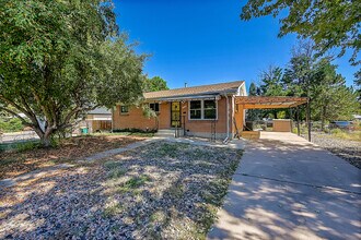 1790 S Upham St in Lakewood, CO - Building Photo - Building Photo