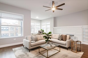 1454 W Winnemac Ave in Chicago, IL - Building Photo