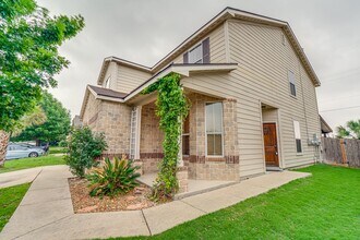 6308 Parsley Hill in San Antonio, TX - Building Photo - Building Photo