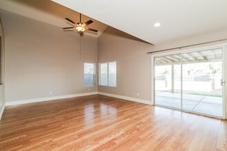 10013 W Montecito Ave in Phoenix, AZ - Building Photo - Building Photo