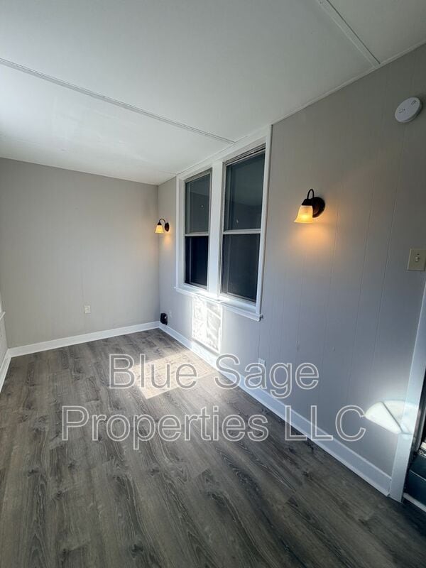 425 Pusey Ave in Collingdale, PA - Building Photo - Building Photo