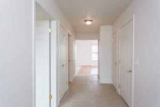 50 Silverlight Wy in Rochester, NY - Building Photo - Building Photo