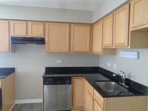 9433 86th Ct in Hickory Hills, IL - Building Photo - Building Photo