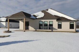 4404 Kingston Heath Dr in Columbia, MO - Foto de edificio - Building Photo