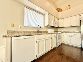 1822 S 39th St in Mesa, AZ - Building Photo - Building Photo