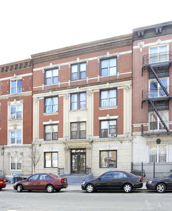 1912 Crotona Ave in Bronx, NY - Building Photo