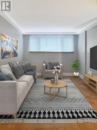 9A Winfield Ave in Toronto, ON - Building Photo - Building Photo