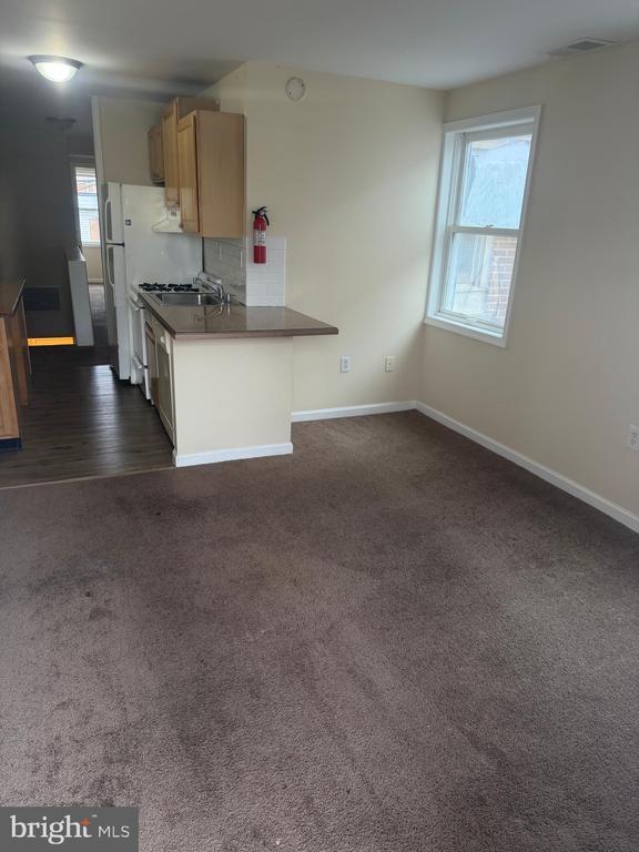 1008 Clifton Ave in Collingdale, PA - Building Photo - Building Photo