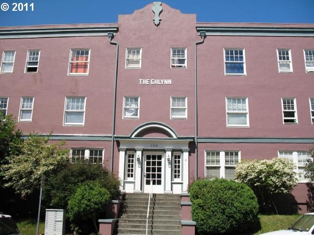 109 9th Ave in Coos Bay, OR - Building Photo - Building Photo