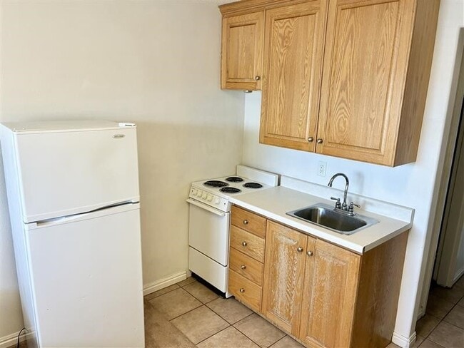 1675 S State St in Orem, UT - Building Photo - Building Photo
