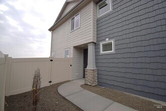 8191 W Grey Alder Dr in Eagle, ID - Building Photo - Building Photo