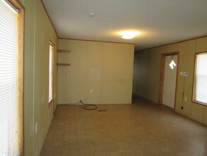 31270 Barnes Rd in Independence, LA - Building Photo - Building Photo