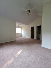971 Windwood Ct in Atlanta, GA - Building Photo - Building Photo