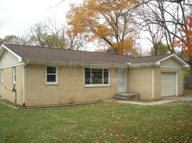 8224 N 1175 W in Monticello, IN - Building Photo