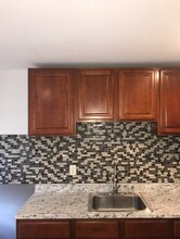 182 Seymour Ave in Newark, NJ - Building Photo - Building Photo