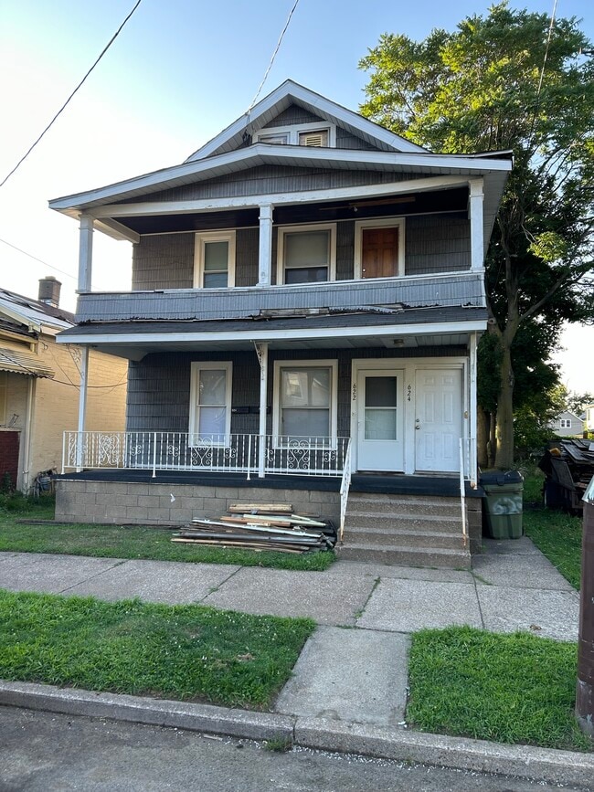 624 E 24th St, Unit 624