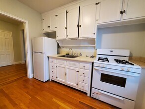 16 Ware St, Unit 42 in Cambridge, MA - Building Photo - Building Photo