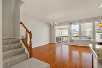 6 Lamplighter Ln in Stafford, VA - Foto de edificio - Building Photo