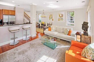 91 Lydia Dr in Guttenberg, NJ - Building Photo - Building Photo