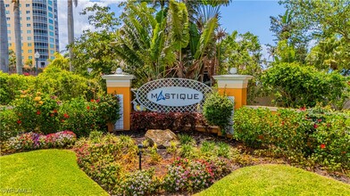12701 Mastique Beach Blvd in Ft. Myers, FL - Building Photo - Building Photo