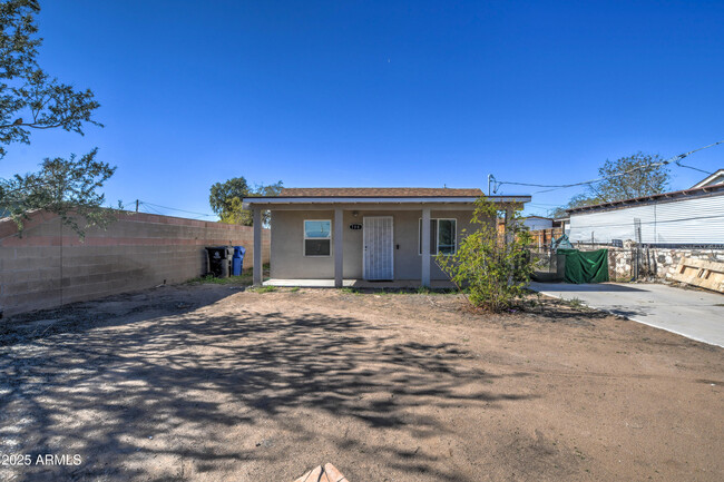 708 S 3rd St in Avondale, AZ - Building Photo - Building Photo