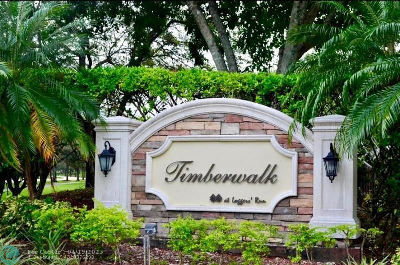 22454 Cypress Wood Ln in Boca Raton, FL - Foto de edificio