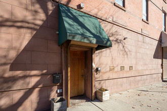 201 W 134th St in New York, NY - Building Photo - Building Photo