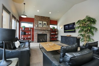 Scriber Creek Apartments in Lynnwood, WA - Foto de edificio - Interior Photo