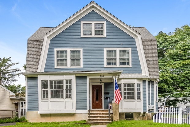 314 3rd St, Unit #2 in Dunellen, NJ - Building Photo - Building Photo