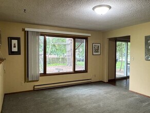 606 Vilas St in Onalaska, WI - Building Photo - Building Photo